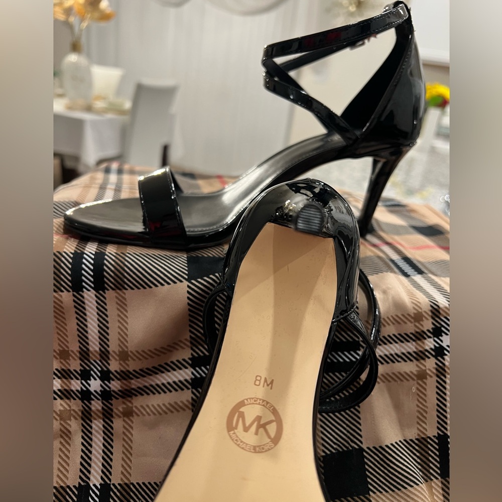 Size 8 Michael Kors Black Strappy Patent Heels - Picture 2 of 5